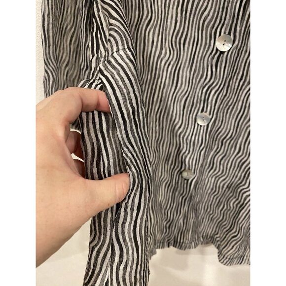 Terra Shirt Womens Small Black White Striped Button Up Lightweight Tencel Rayon - Picture 5 of 7